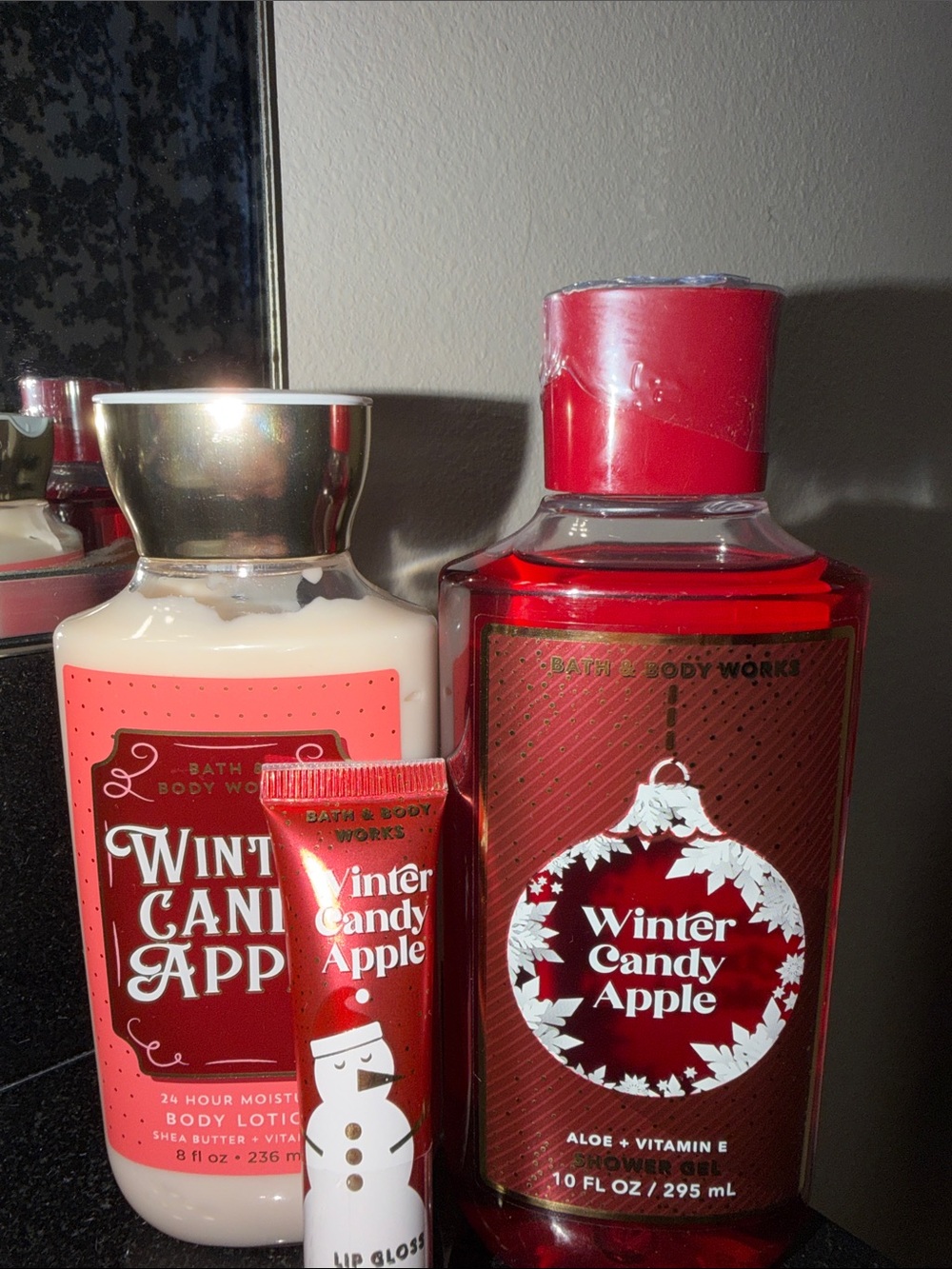 Bath & Body Works Winter Candy Apple Set - Red